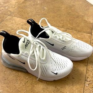 Nike Air270 - brand new -  Super buy!
